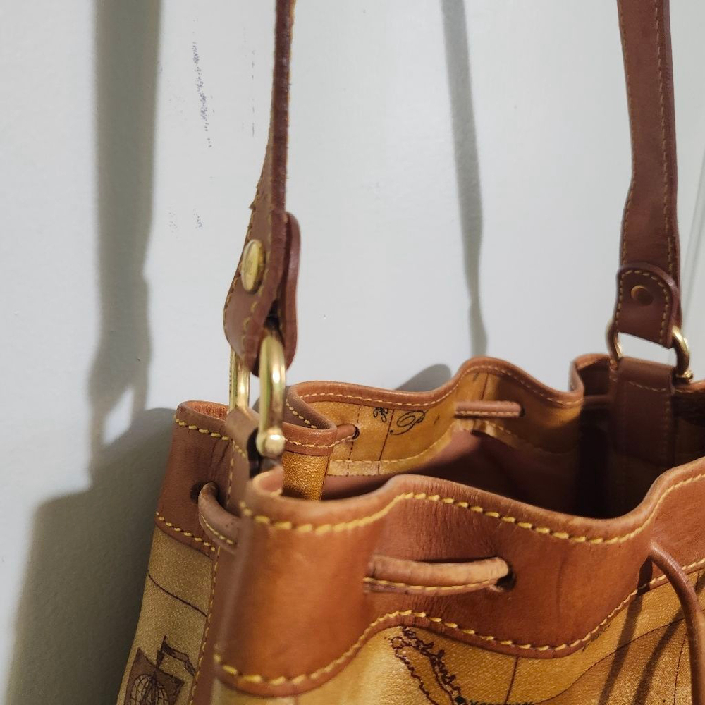Women's Alviero Martini Shoulder Bucket Bag Brown Map Print - Picture 10 of 14